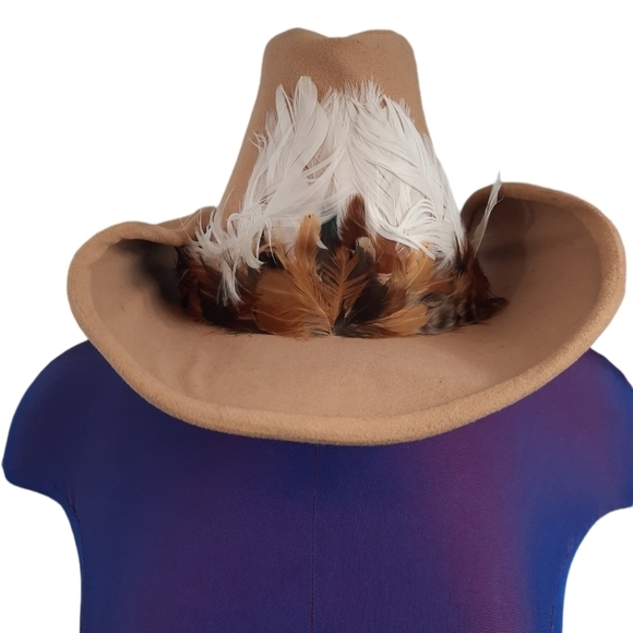 Feather Tan Weatern Cowboy Cowgirl‎ Wide Brim Hat Size Medium Unisex - Picture 1 of 7